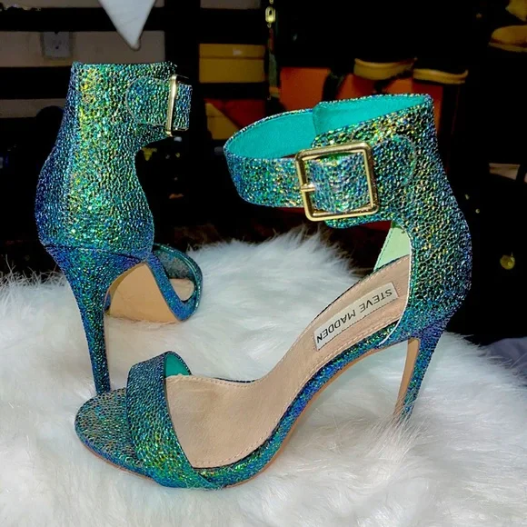 Steve Madden Heels - Picture 2 of 3